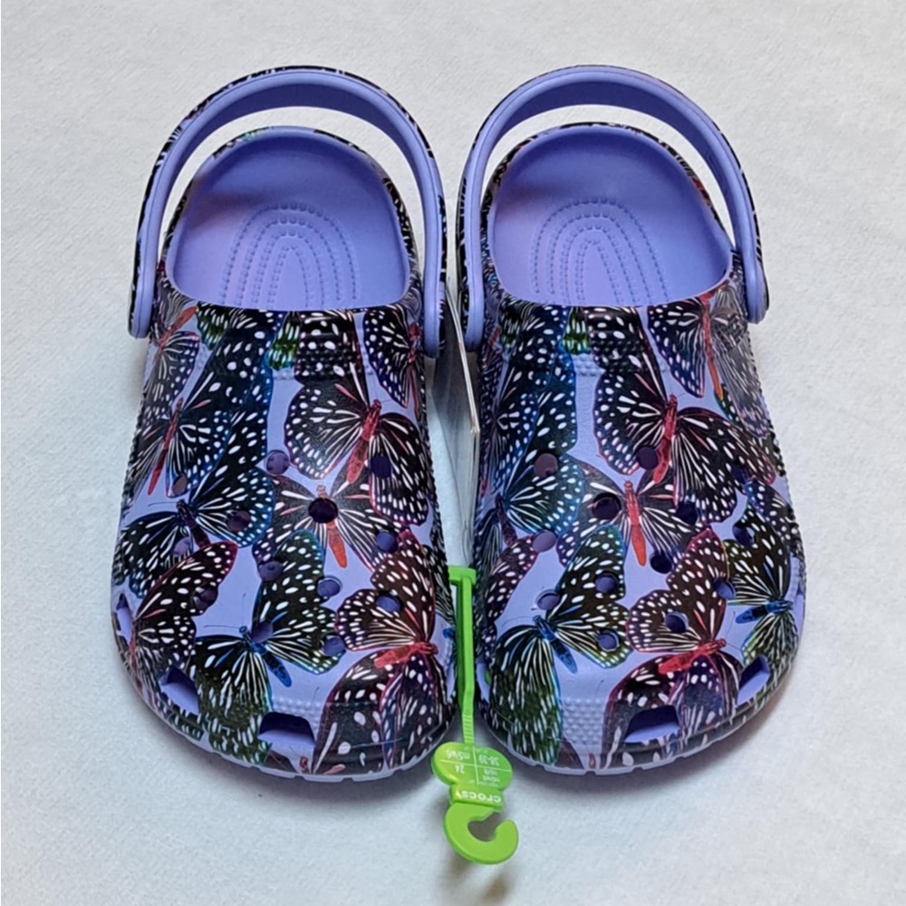 Crocs Classic Butterfly Clog - Women's Size 8 /Men's size 6 - Picture 2 of 8